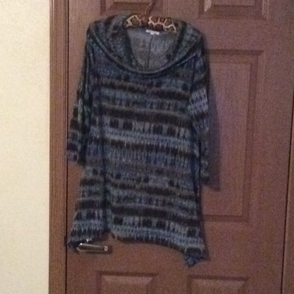 Cowl neck shirt